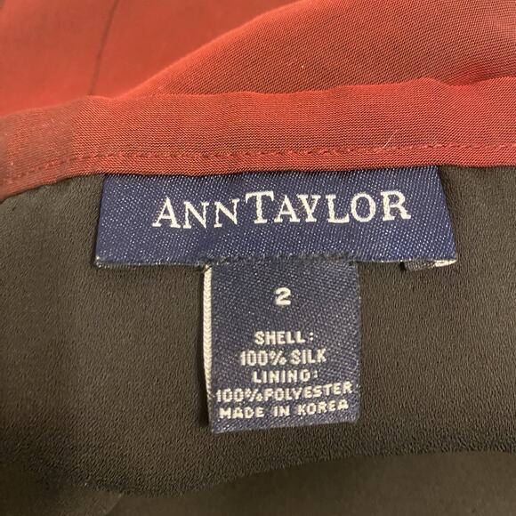 Ann Taylor 100% Silk Skirt Size 2 Burgundy Lined Floral Full Length Straight - Picture 5 of 10